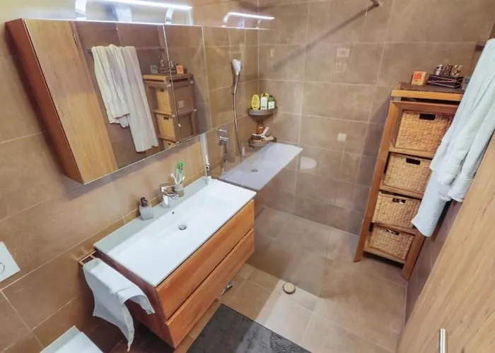 Apartament Bel Avec Parking Souterrain Sur Place Martigny